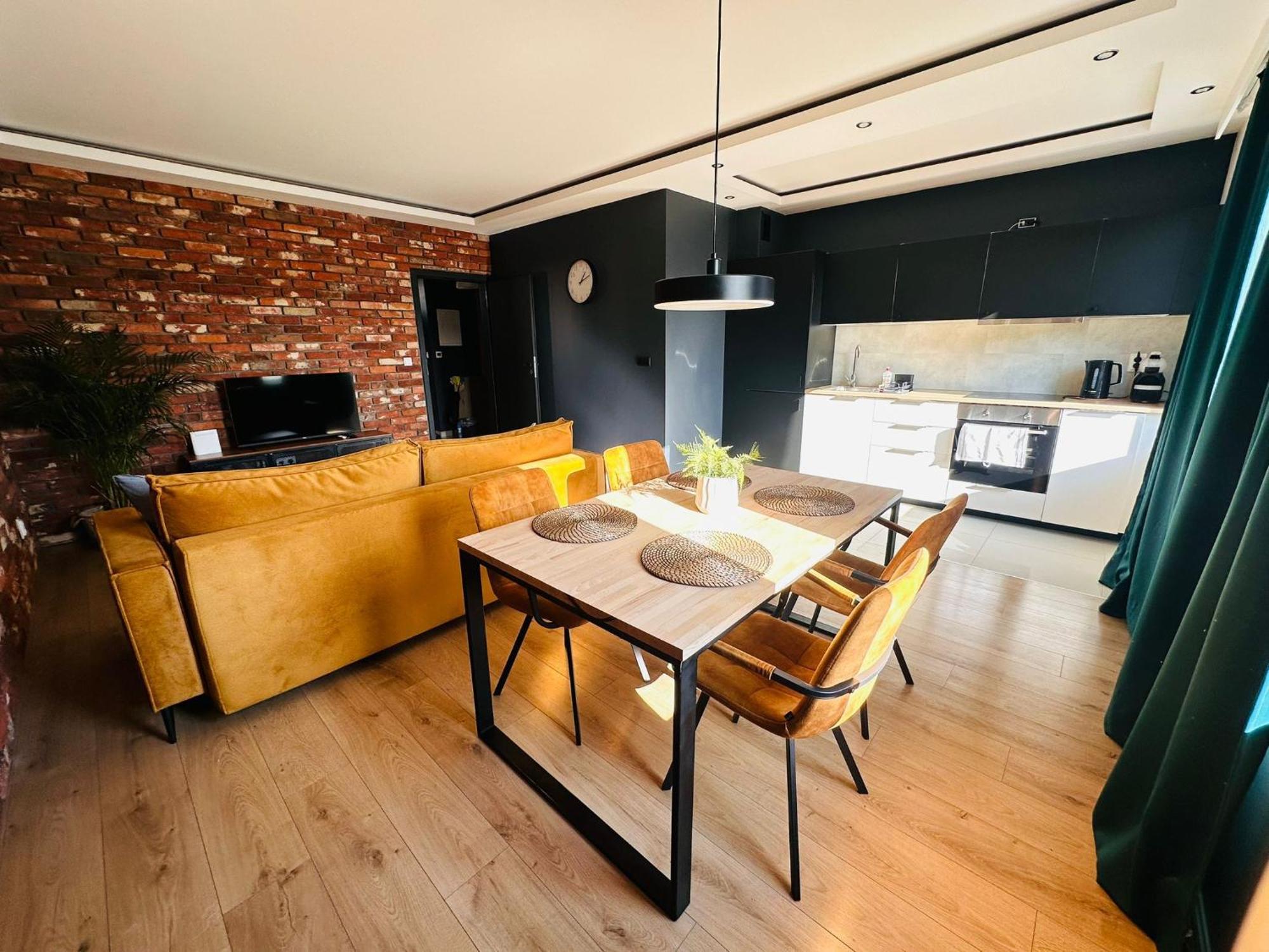 Apartamenty Caloroczne 푸크 외부 사진